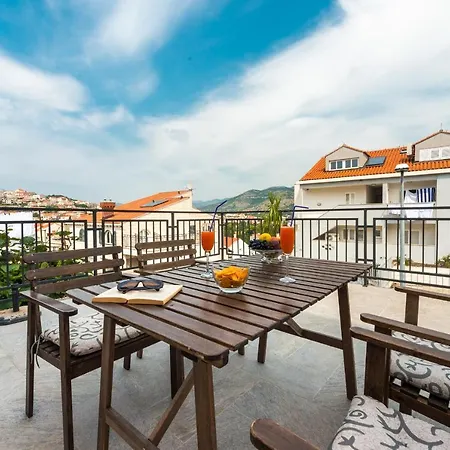 Апартаменты Marivo Lapad