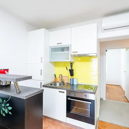 Апартаменты Marivo Lapad *